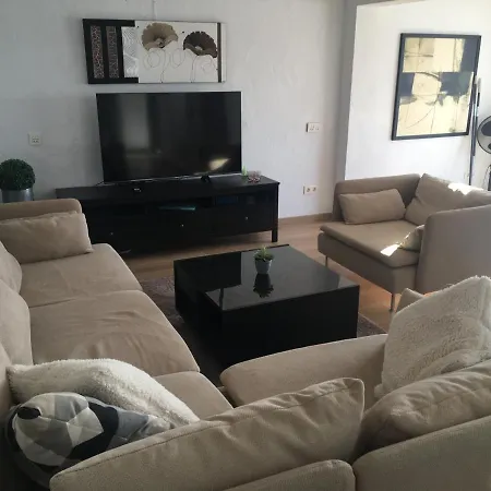 Delicate And Modern Townhouse - 6 People Apartament *